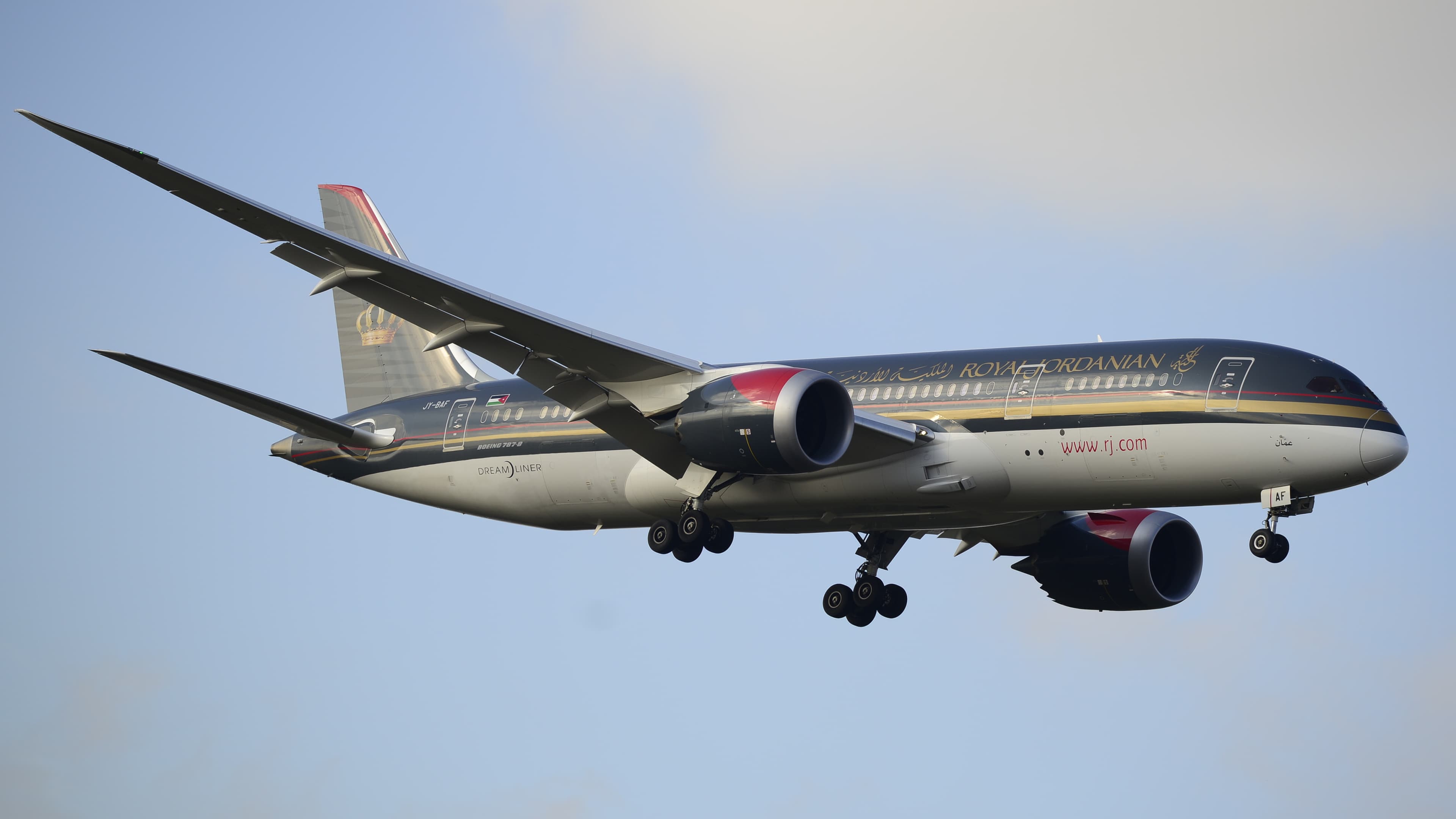 Boeing 787-8 Royal Jordanian JY-BAF à Londres-Heathrow, février 2015.