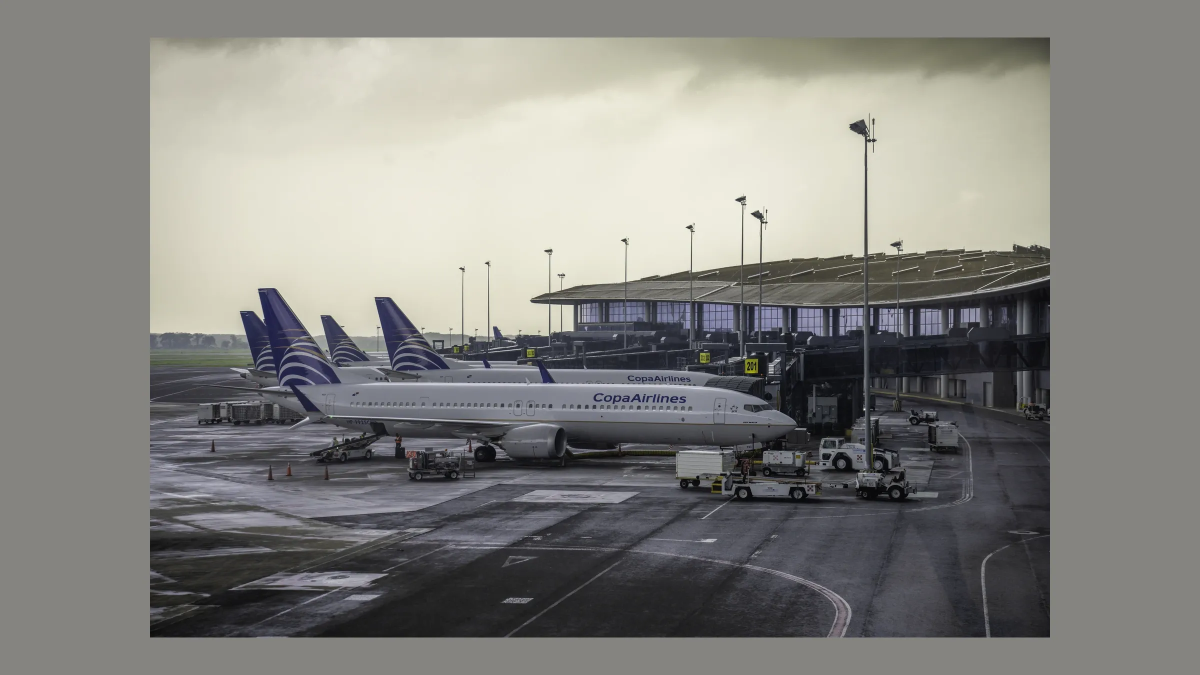 Copa Airlines Boeing 737 MAX 9 HP-9925CMP at Tocumen terminal.