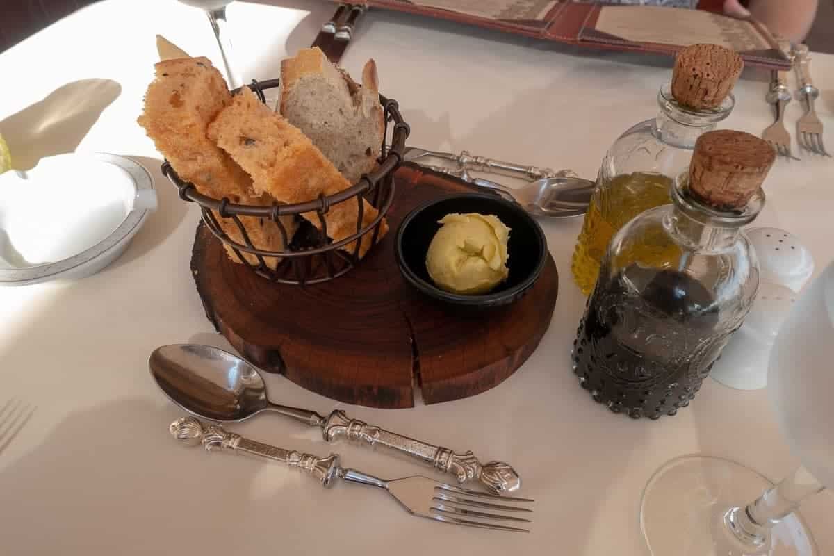 Avis&nbsp;: Al Maha, a Luxury Collection Desert Resort & Spa, Dubai - al maha restaurant diner 04