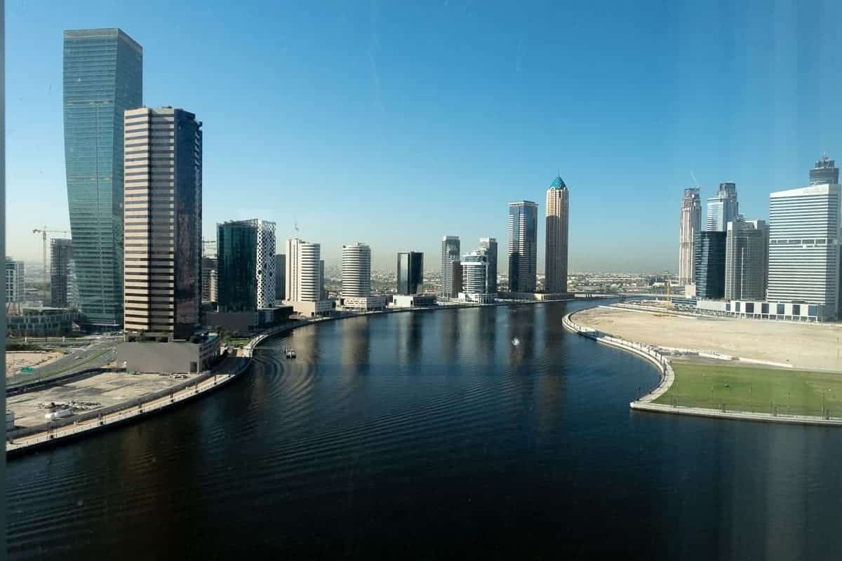 Review: The St. Regis, Downtown Dubai (formerly Renaissance) | Marriott Bonvoy - renaissance downtown hotel dubai chambre 18