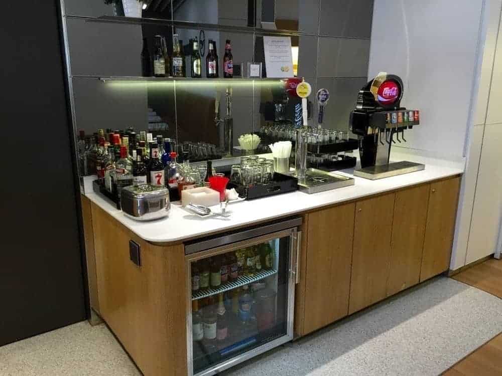 Senator Lounge - Lufthansa - Newark EWR - Alcohols