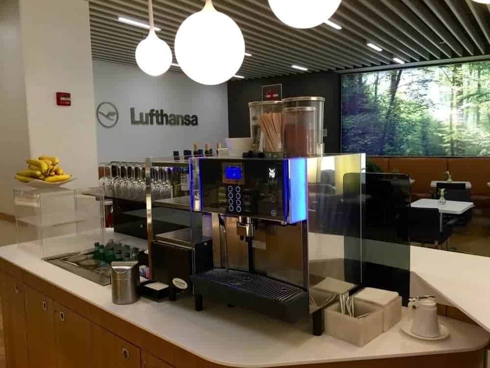 Senator Lounge - Lufthansa - Newark EWR - Hot Drinks