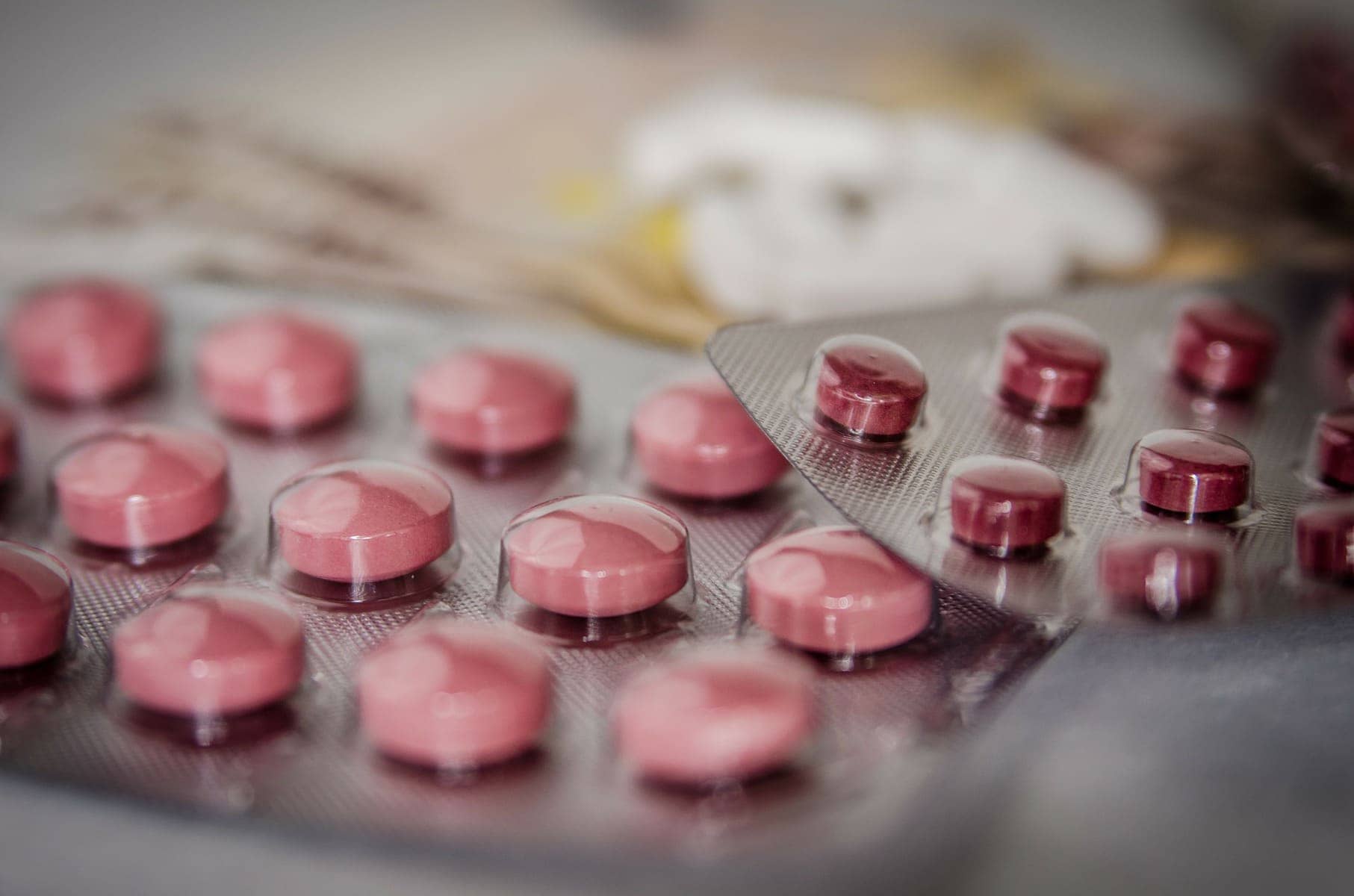The Best Credit Cards For Drugstore Purchases - medications 257336 1920
