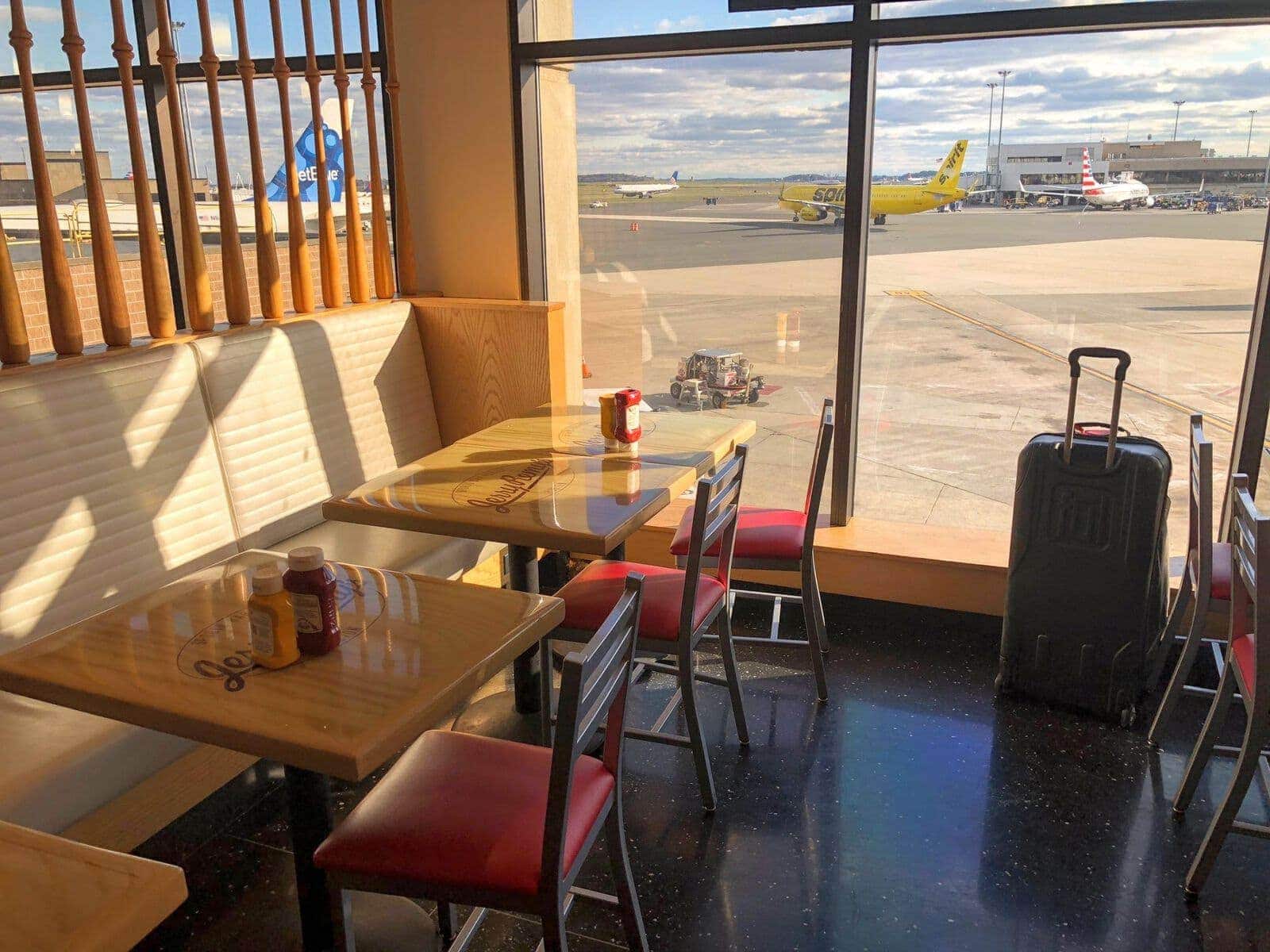 Quels sont les restaurants d’aéroports accessibles avec Priority Pass ?