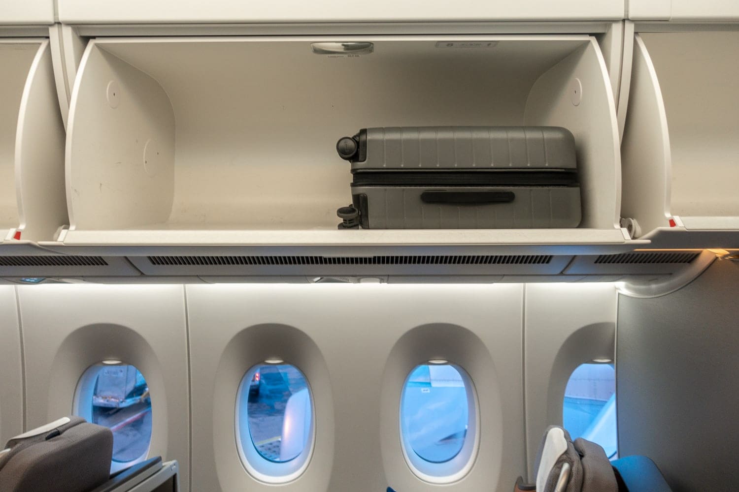 Avis : Lufthansa A350 | Classe Affaires | YUL-MUC - Lufthansa A350 LH475 classe affaires 12