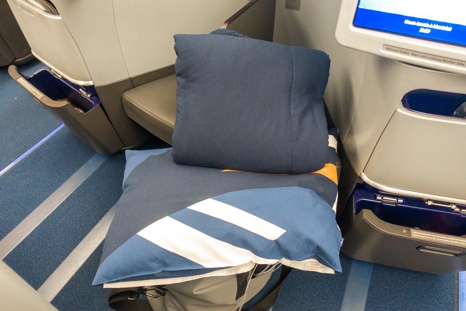 Avis : Lufthansa A350 | Classe Affaires | YUL-MUC - Lufthansa A350 LH475 classe affaires 39