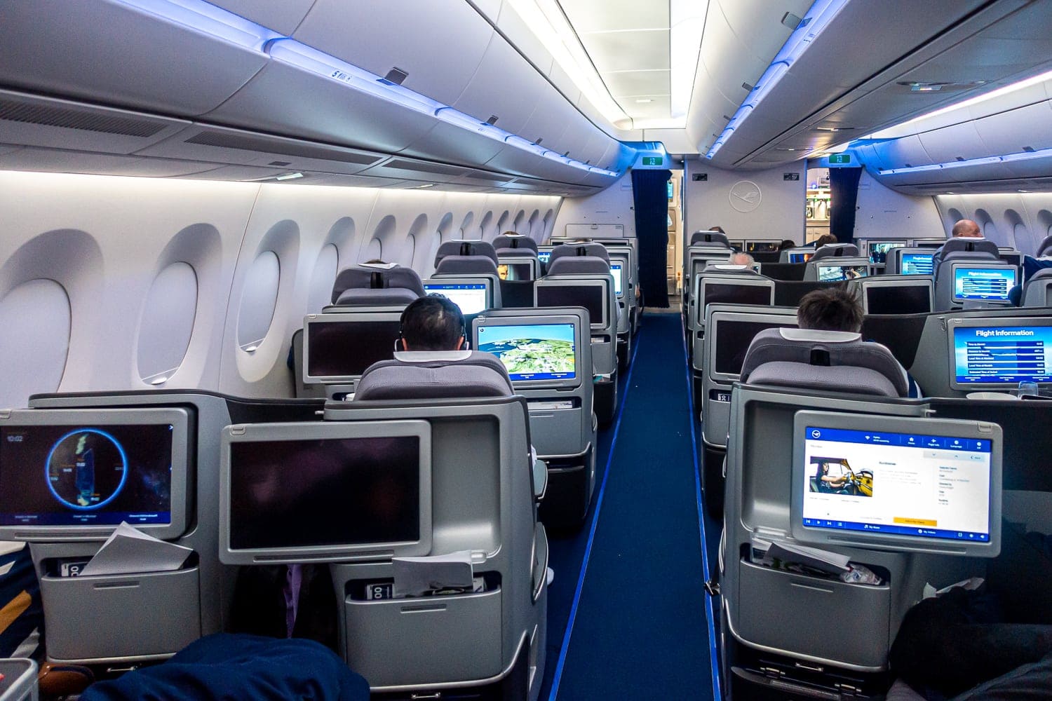 Review: Lufthansa A350 - Business Class | Milesopedia