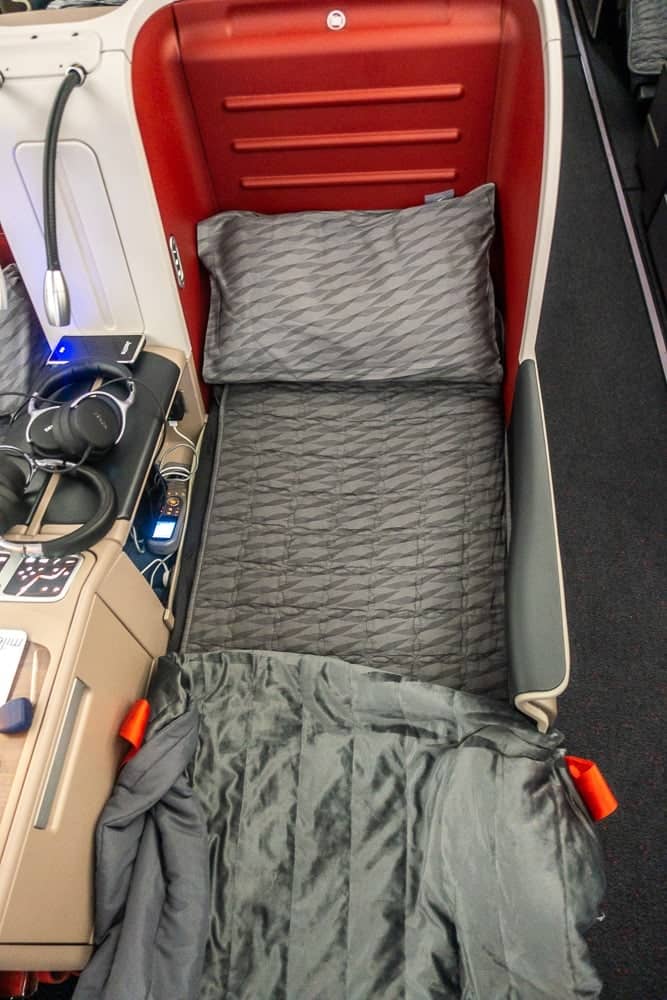 Turkish Airlines A330 Business Class IST KUL 29