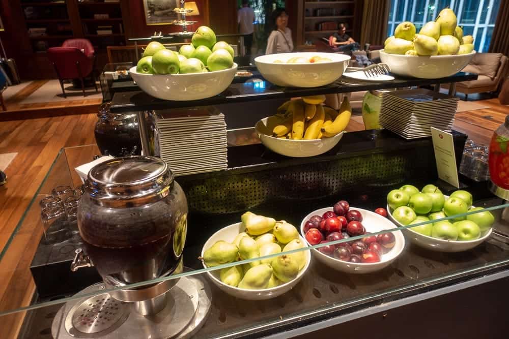 Turkish Airlines Business Lounge IST 71