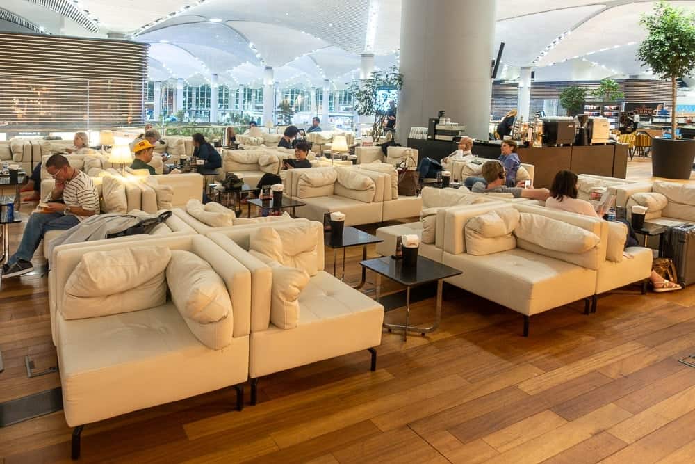 Turkish Airlines Business Lounge IST 83