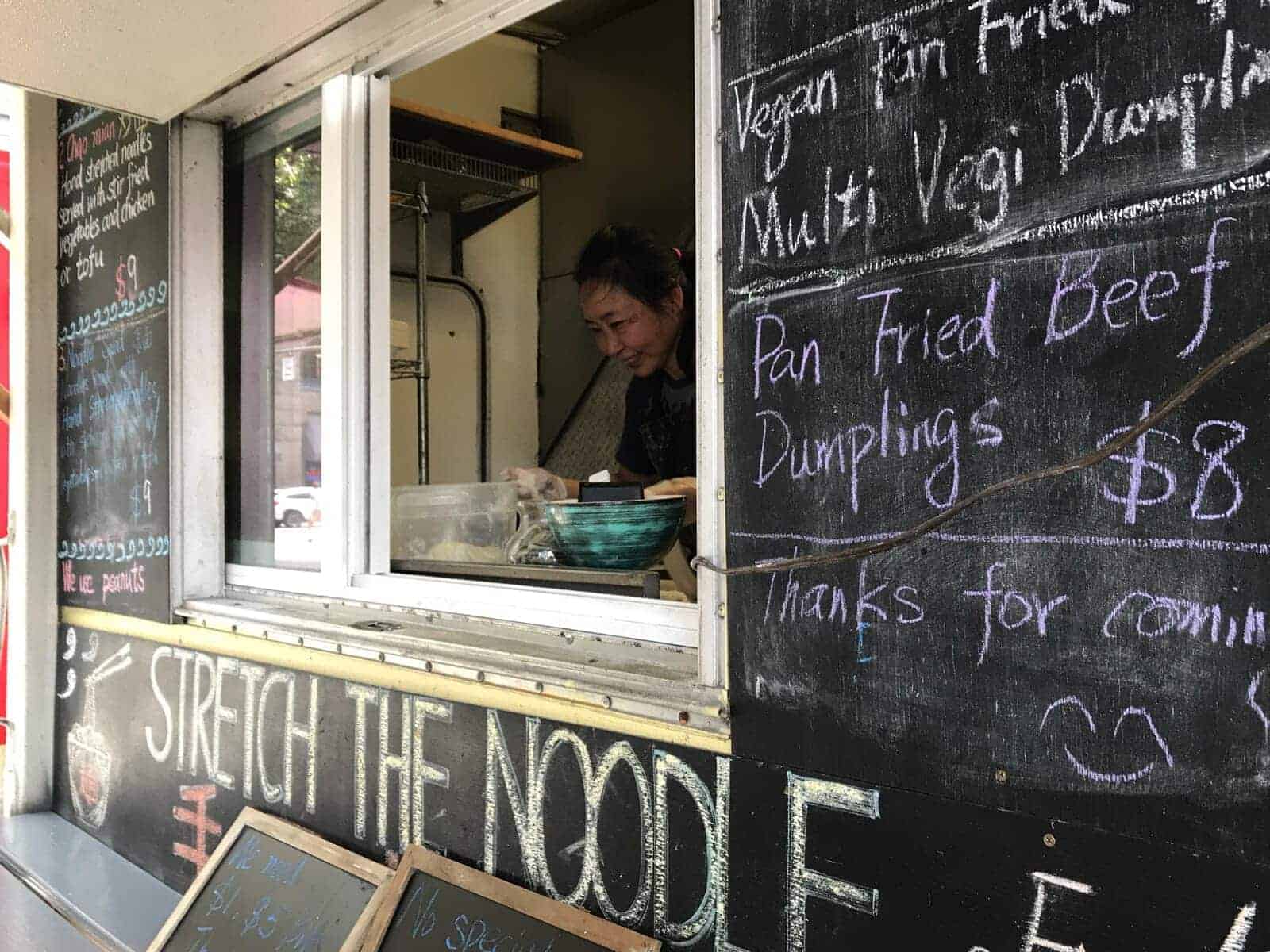 Discovering Portland, Oregon - stretch the noodle portland