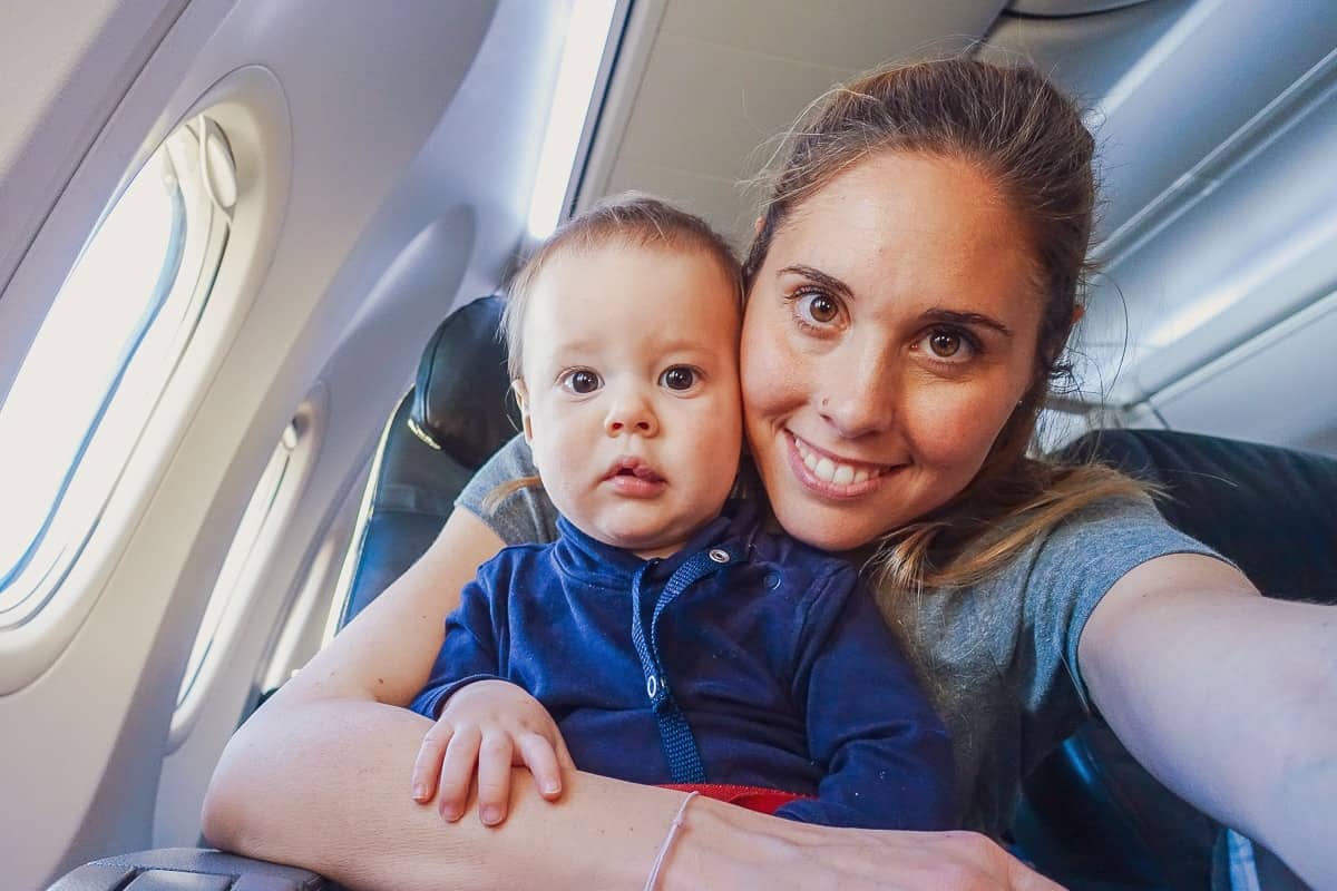Guide&nbsp;: Mes astuces pour voyager en avion avec ou sans enfants - Arthur audrey vol