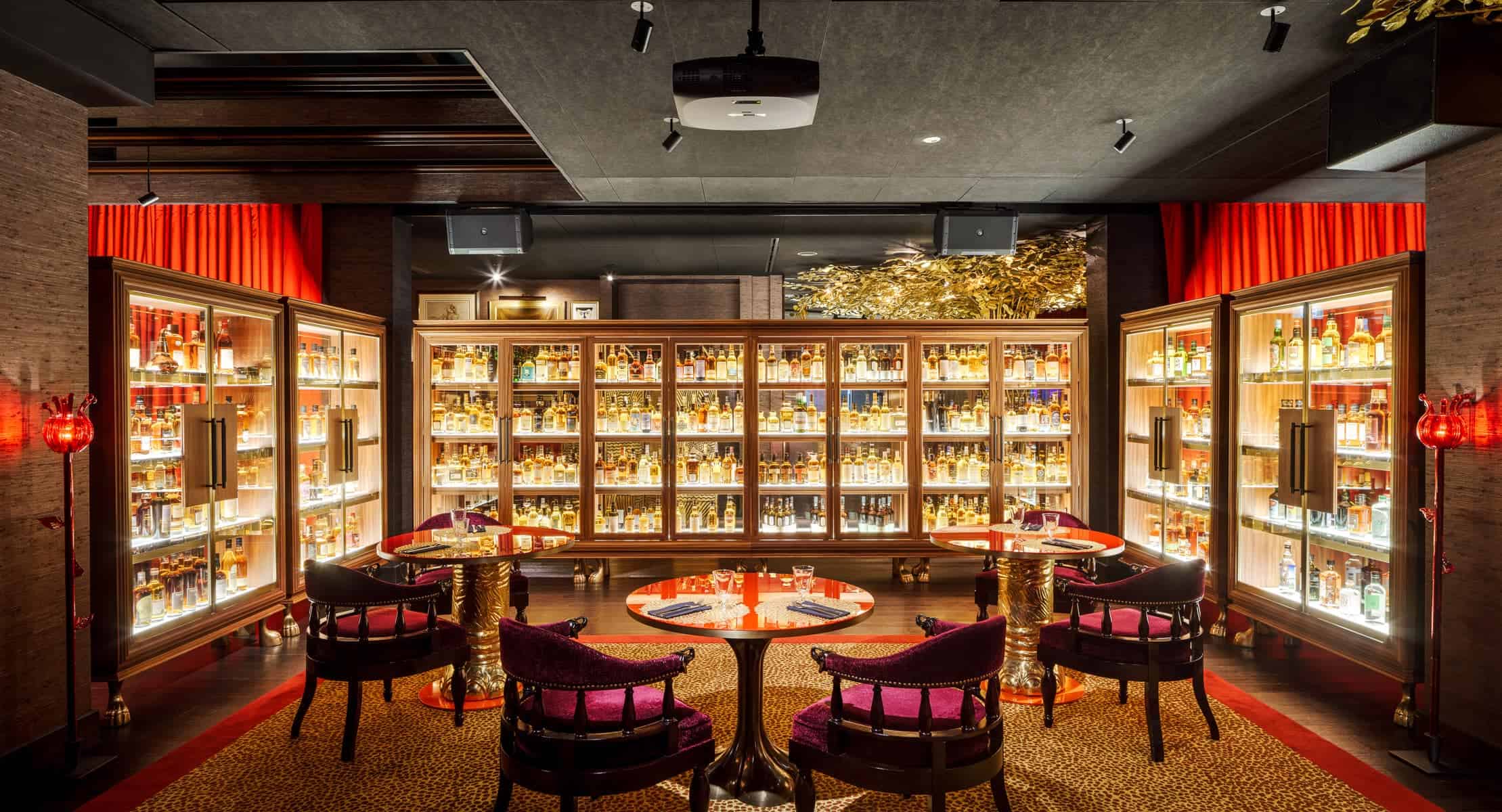 Review&nbsp;: The Vagabond Club, Singapore, A Tribute Portfolio Hotel | Marriott Bonvoy - VagabondWhiskeyBar final small 1