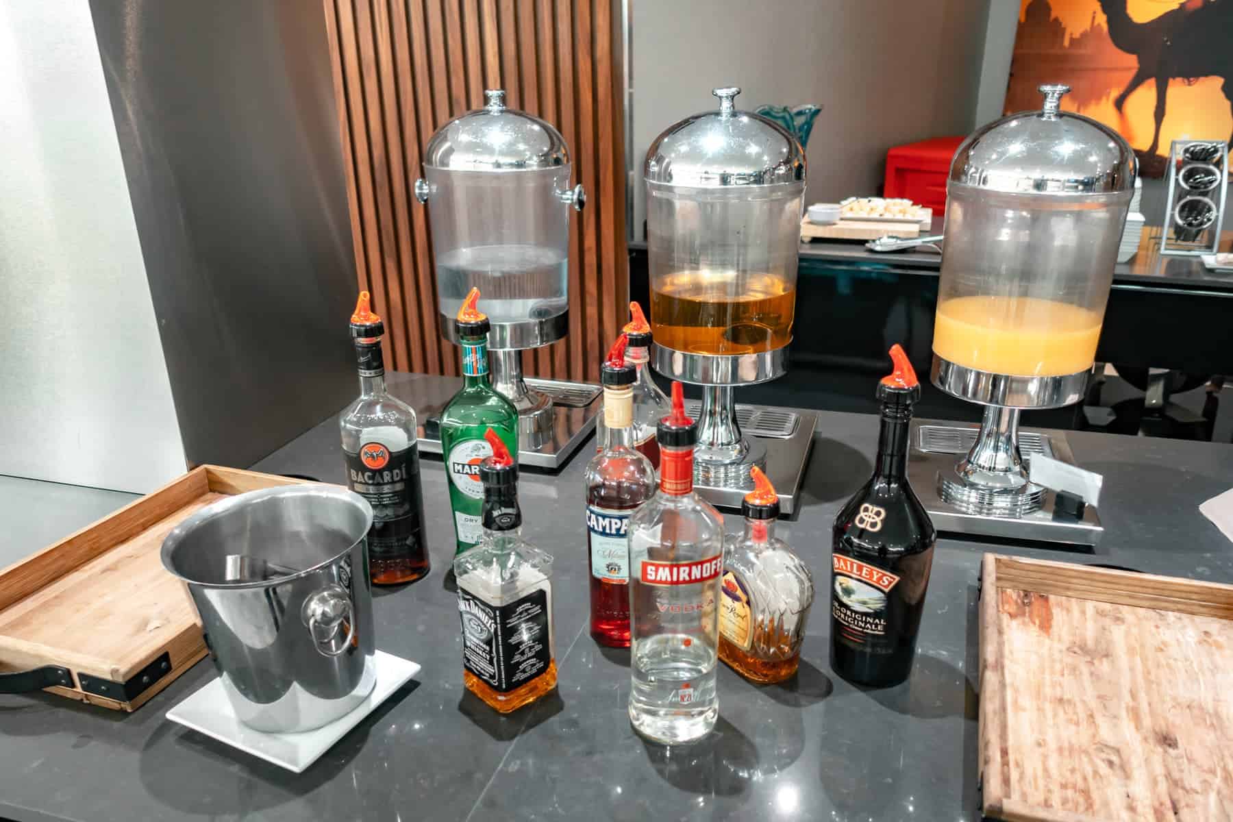 Review: Air France-KLM lounge Toronto (YYZ) - 13