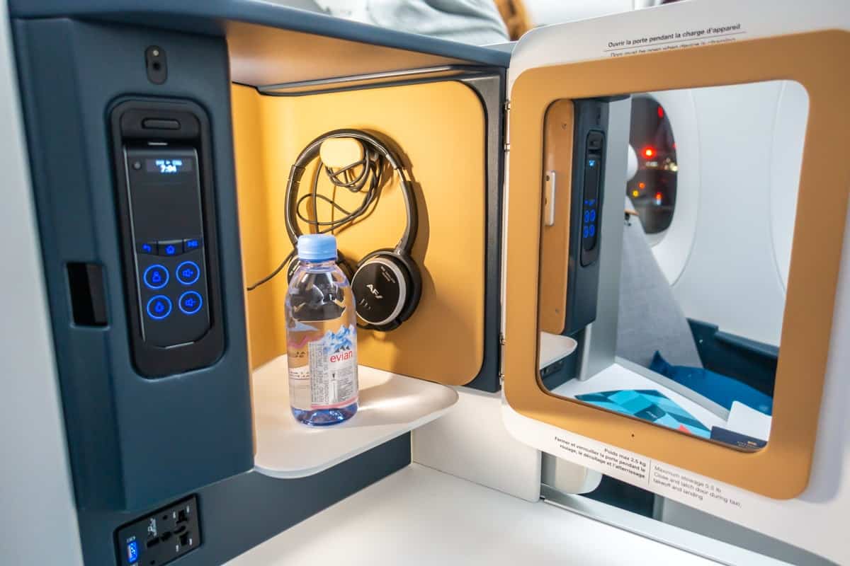 Avis : Air France A350 | Classe Business | YYZ-CDG - afa350 yyz business 106