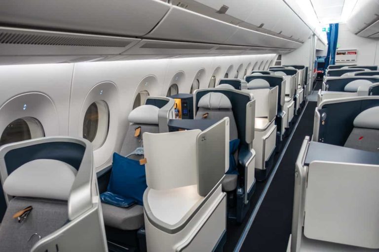 Review: Air France A350 - Business Class - Toronto - Paris | Milesopedia