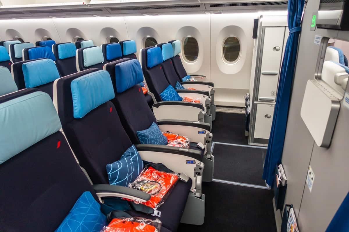 Avis : Air France A350 | Classe Business | YYZ-CDG - afa350 yyz cabines 120