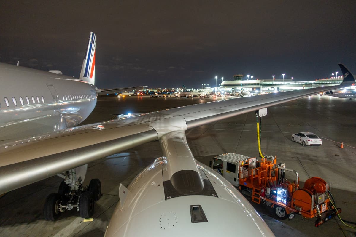 Review: Air France A350 - Business Class - Toronto - Paris - 107