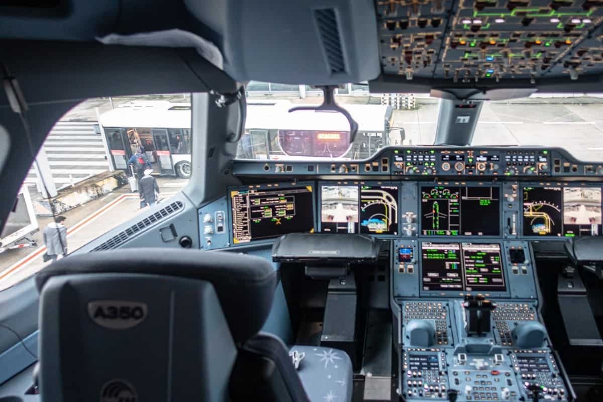 Avis : Air France A350 | Classe Business | YYZ-CDG - afa350 yyz pilotage 104