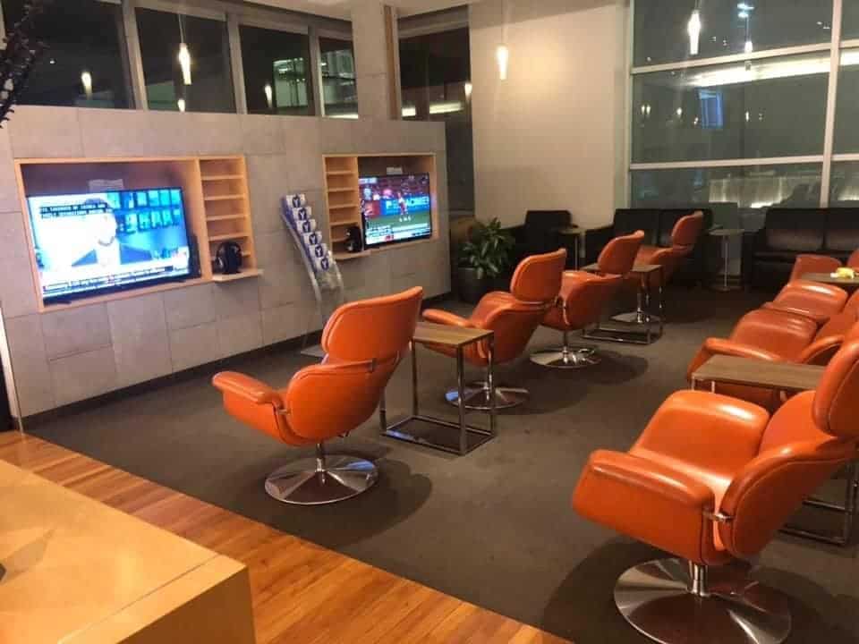 Opinions On The Jean-lesage International Airport Vip Lounge From Quebec City (yqb)