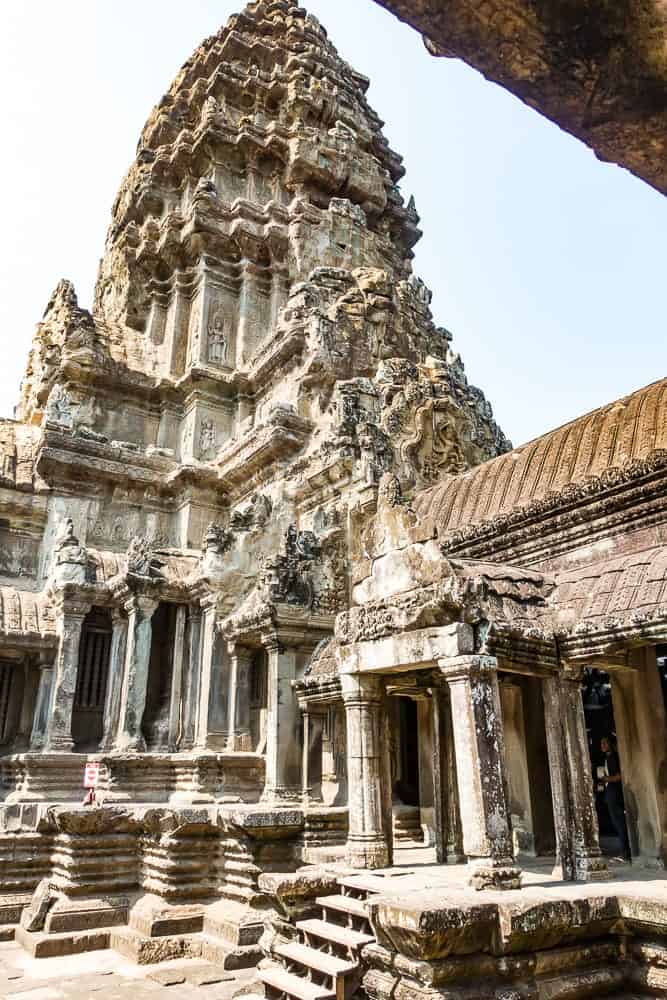 Cambodia - Siem Reap: Family Travel - -templeaw---