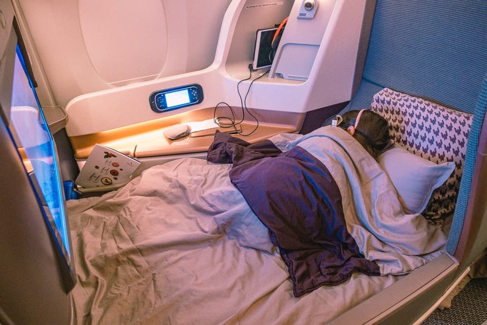 singapore airlines a350 – business class-74