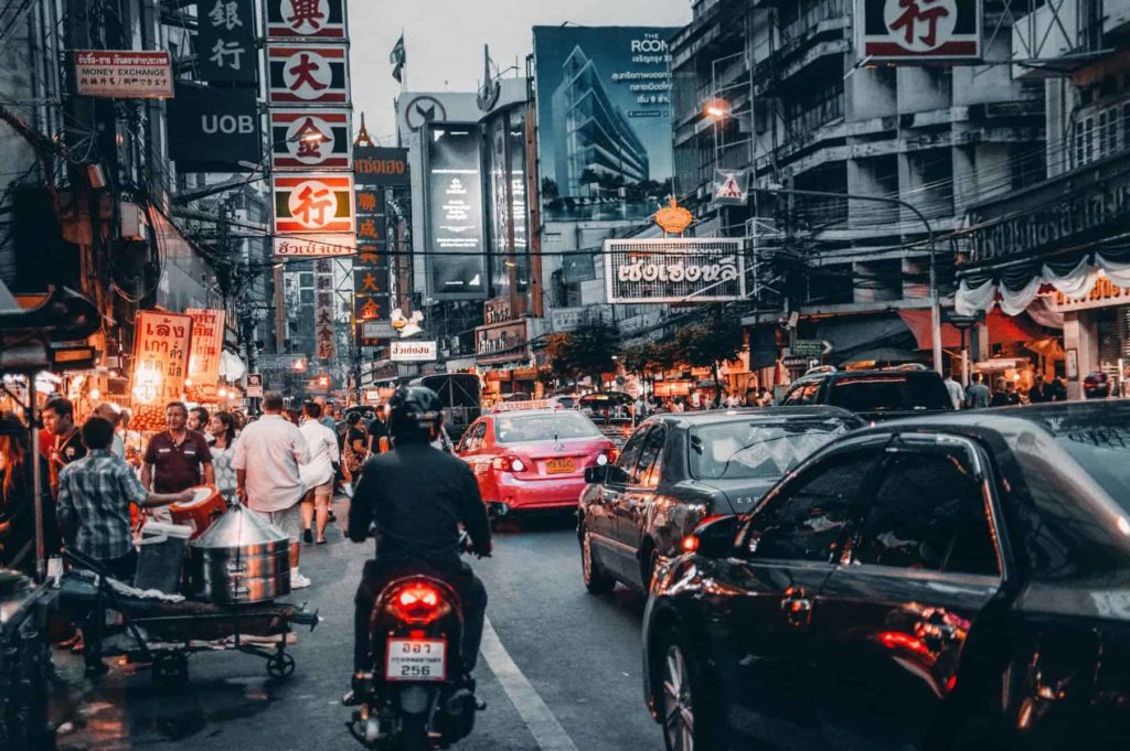 Crowded Street With Cars Passing By 708764