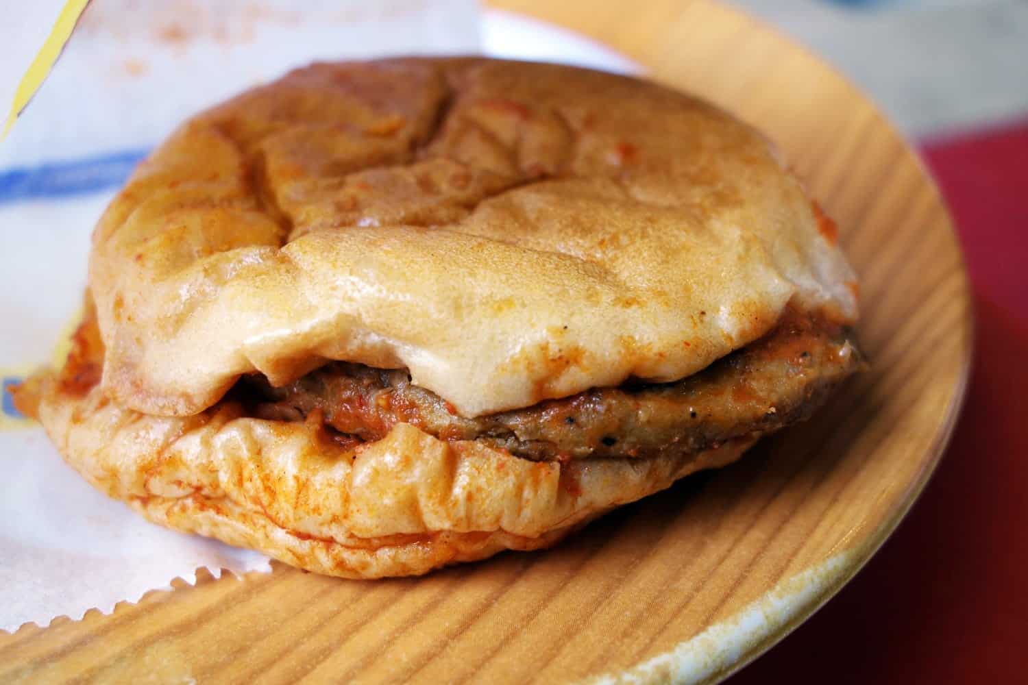 Turkey: Discovering Turkish cuisine - Islak Burger