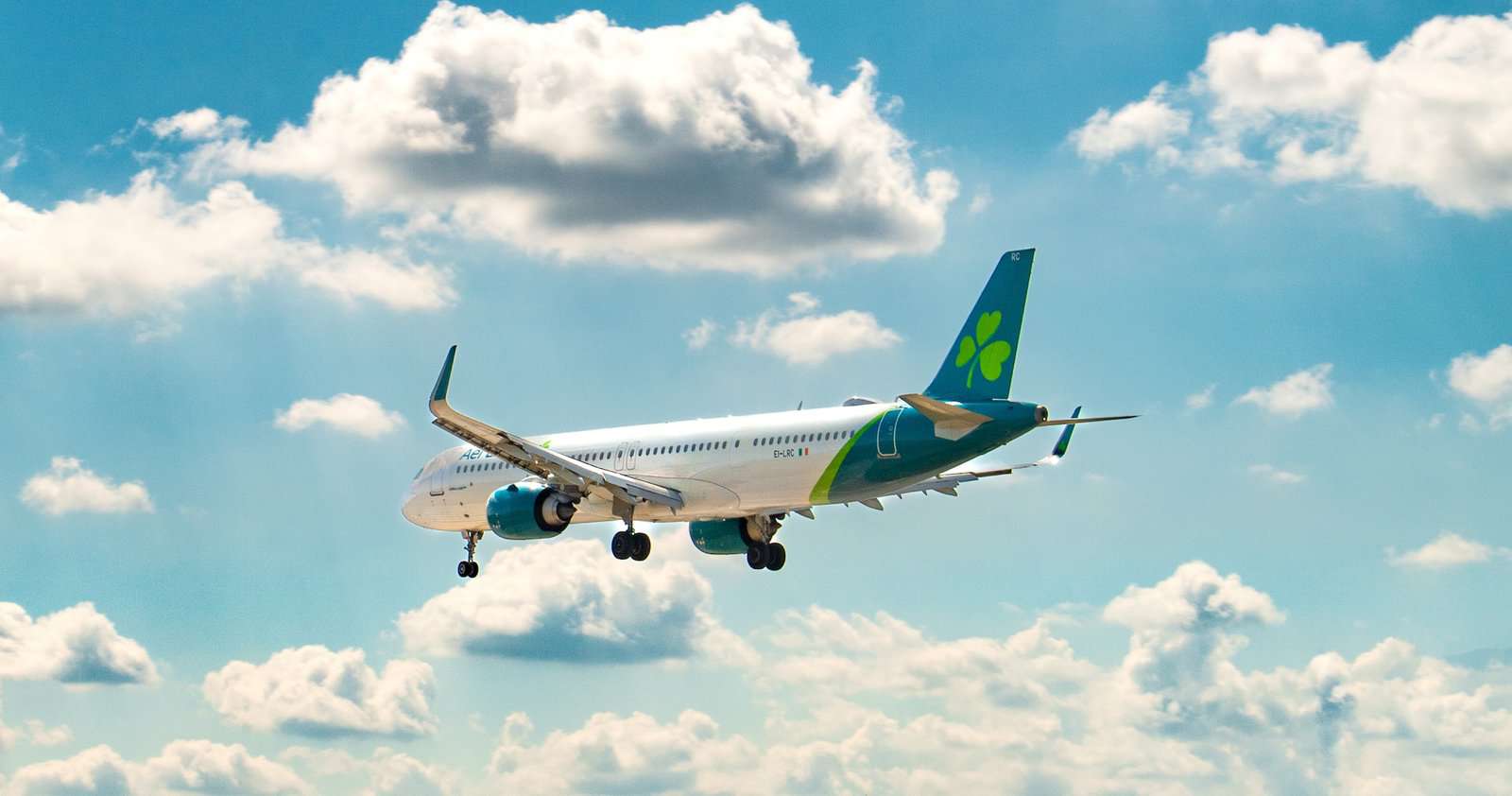 British Airways Club: Ultimate Guide - adam-khan-aer-lingus-unsplash