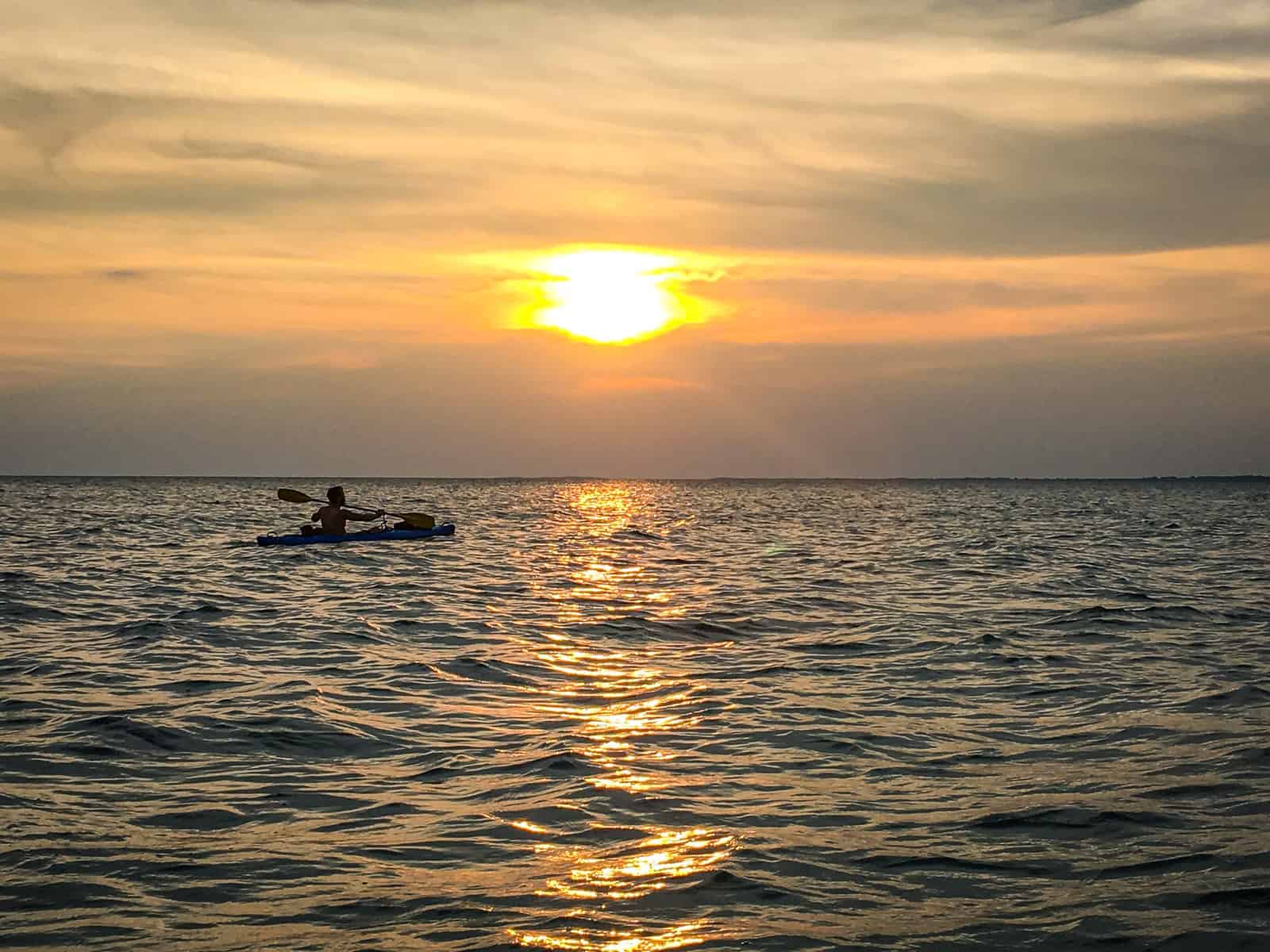 Canada: Ontario Travel Guide | Itineraries and Highlights - sandbanks!