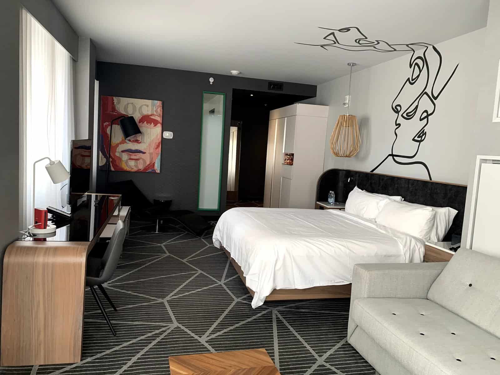 Avis&nbsp;: Renaissance Centre-ville Montréal | Marriott Bonvoy - Loft Funky