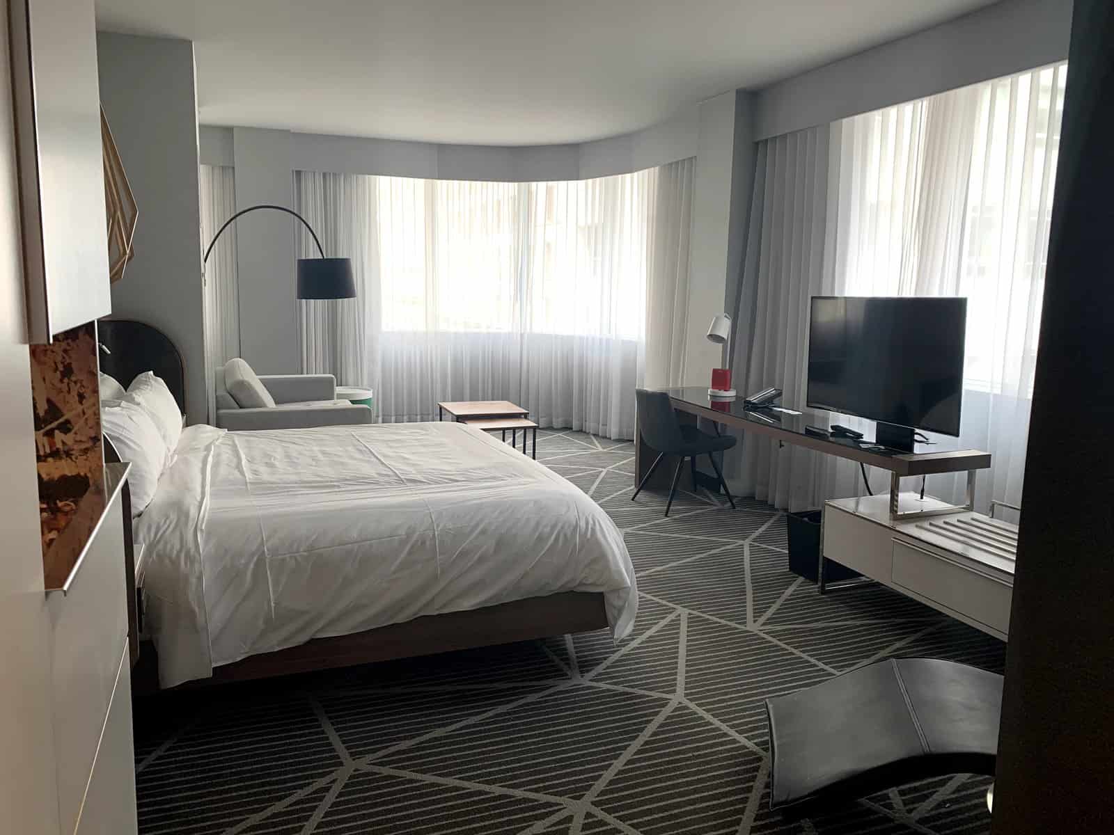 Avis&nbsp;: Renaissance Centre-ville Montréal | Marriott Bonvoy - Loft