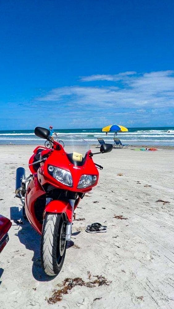 Comment préparer un road trip en moto? - Motos