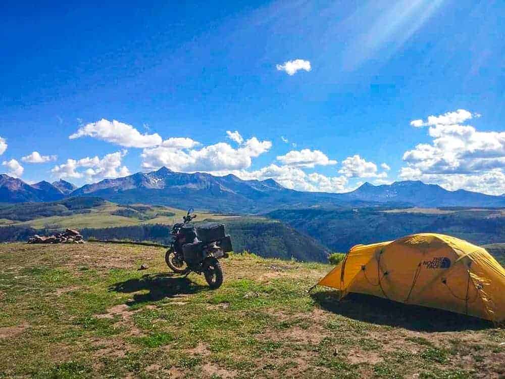 road trip moto camping