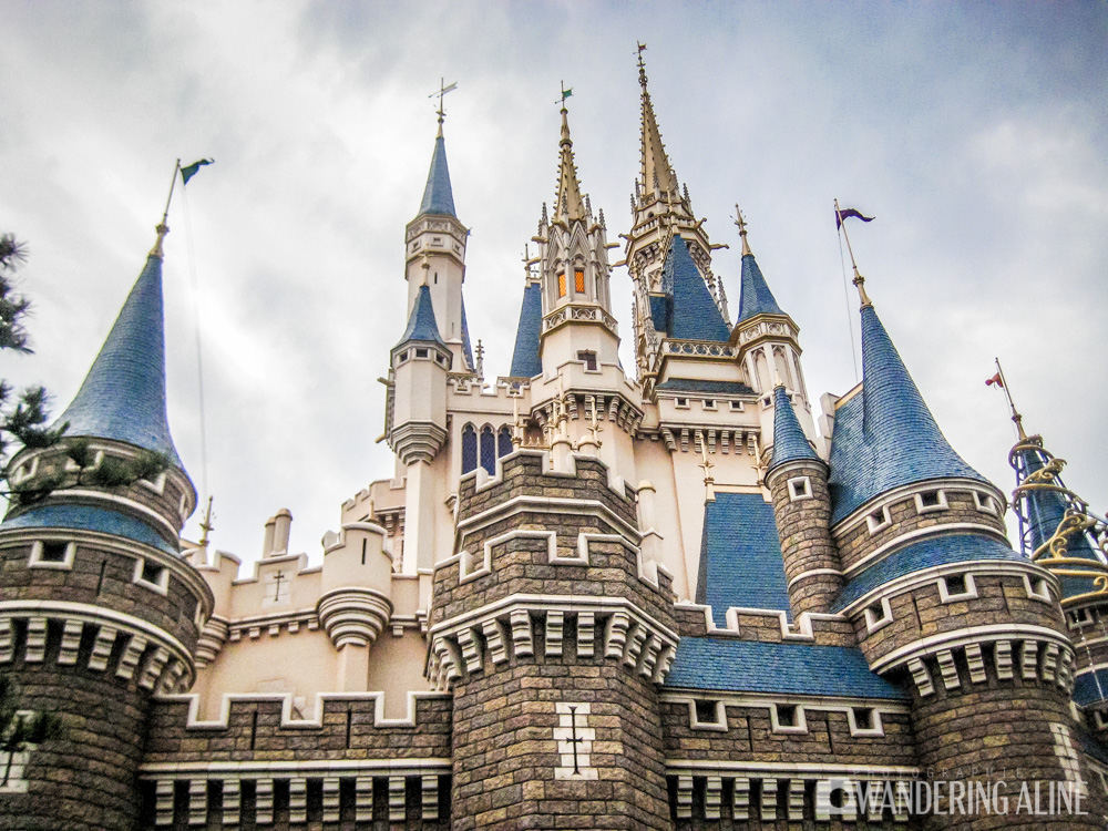 Disney Tokyo: Tips and Tricks for a Family Trip | Milesopedia