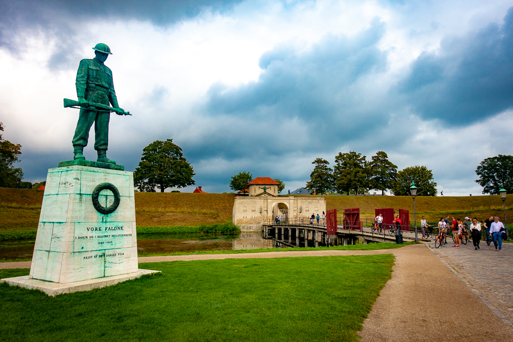 Copenhague Statue à la mémoire des soldats morts lors de la seconde guerre mondiale