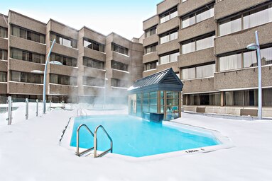 Piscine du Delta Hotels Quebec - Source Marriott