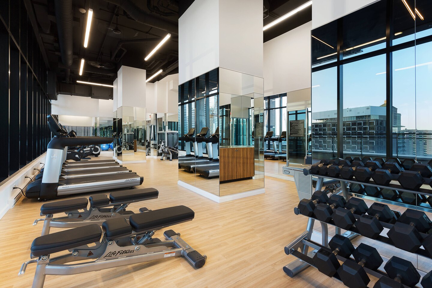 Avis&nbsp;: AC Hotel Marriott Montréal Centre-Ville | Marriott Bonvoy - Yulac Fitness 0024 Hor Clsc