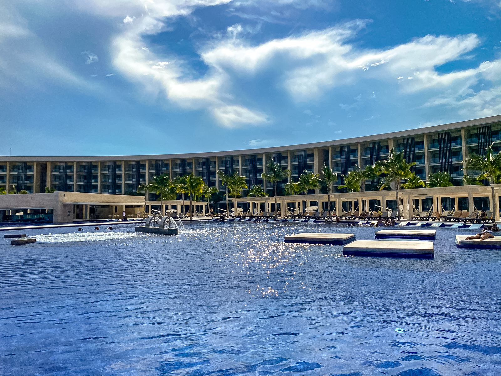 The South in times of COVID-19 - An account of an all-inclusive stay - Barcelo Maya Riviera 01