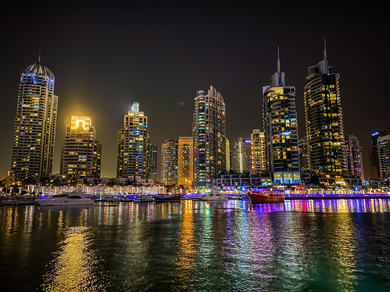 Review&nbsp;: Grosvenor House, a Luxury Collection Hotel, Dubai | Marriott Bonvoy - Exterior Grosvenor House Marina Walk 1