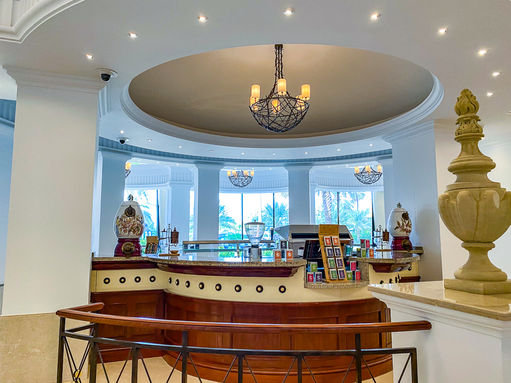Le Royal Meridien Beach Resort Salon De The