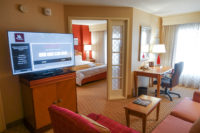 Marriott Suites Anaheim Chambre03
