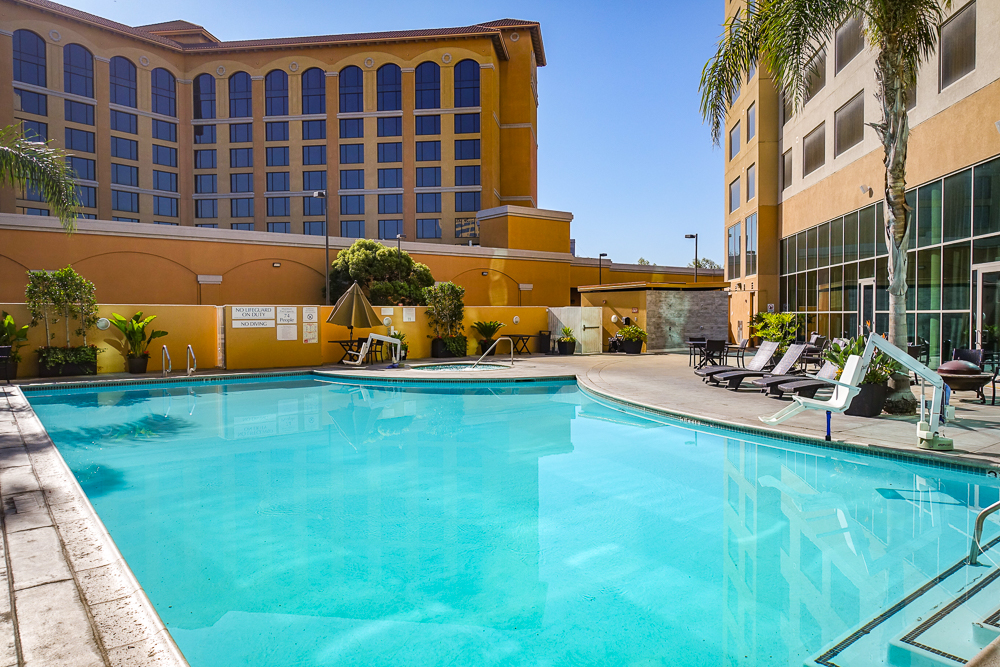 Marriott Suites Anaheim Piscine