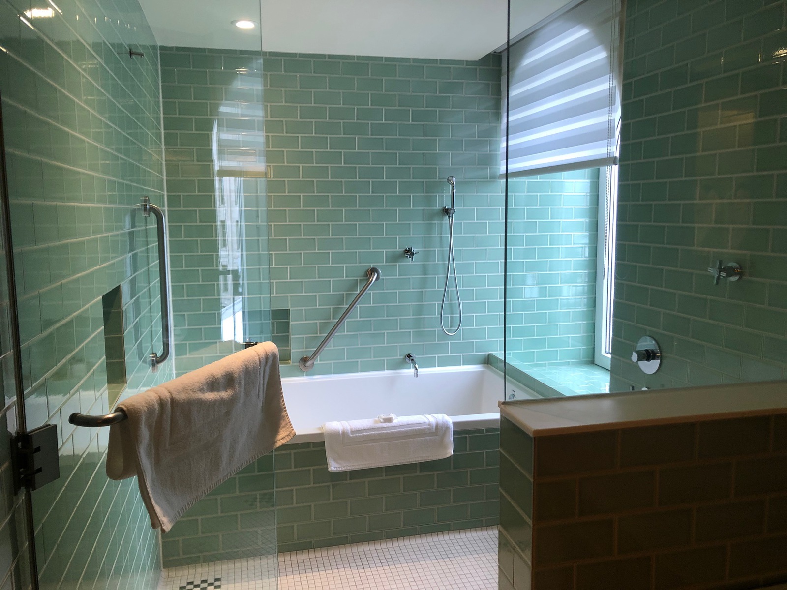 Review: Auberge Saint-Antoine in Quebec City, Relais & Châteaux - Auberge Saint Antoine A Quebec Relais Chateaux Chambre