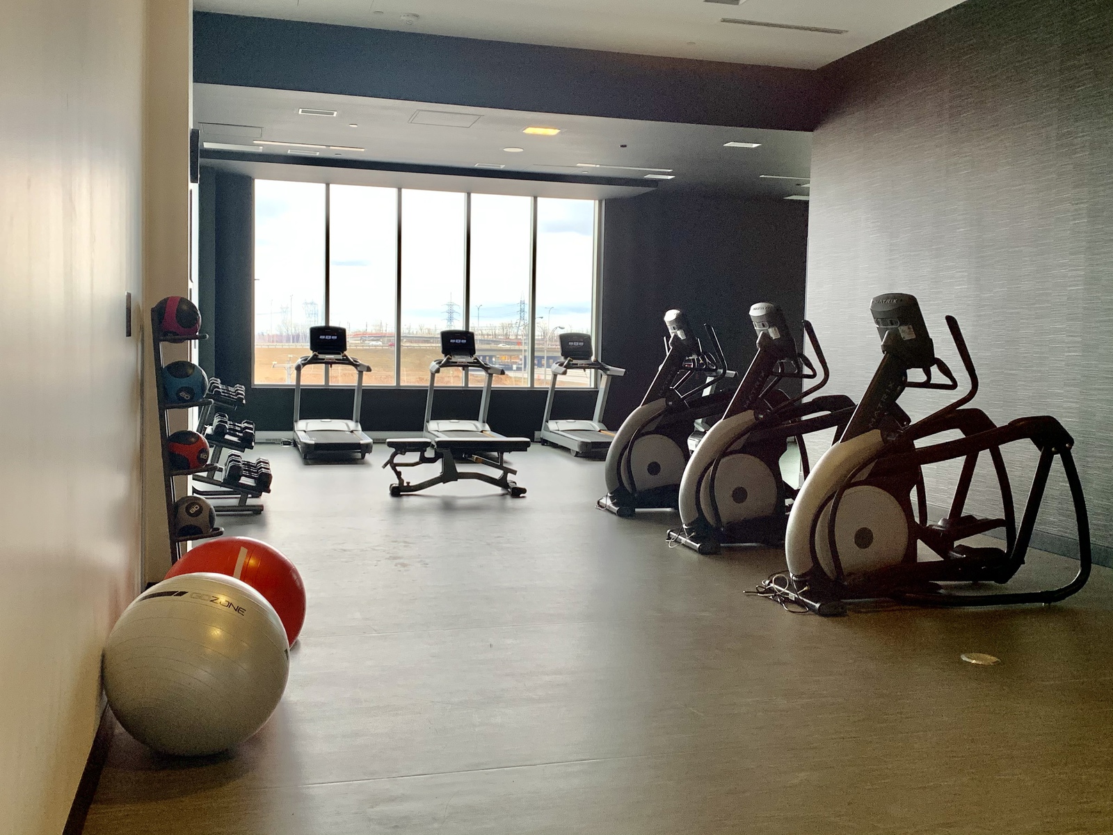 Avis&nbsp;: Courtyard by Marriott Montréal Brossard | Marriott Bonvoy - Salle d’exercices du Courtyard Brossard