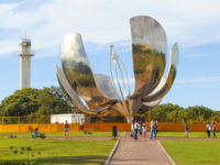 Recoleta Floralis Generica