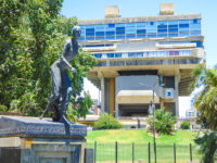 Recoleta Monument a Evita Peron et Bibliotheque nationale