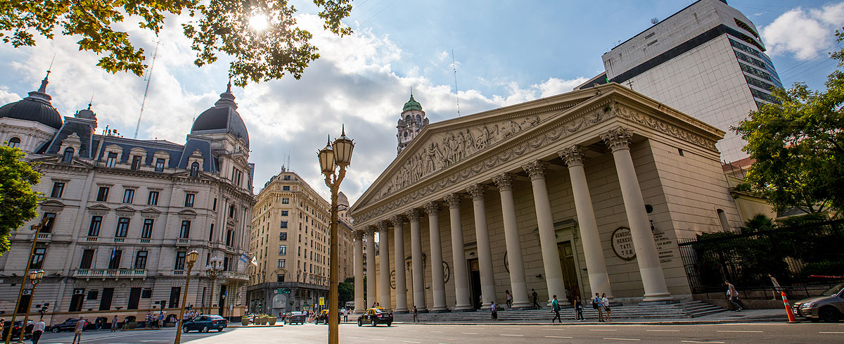Travel Guide to Buenos Aires, Argentina - Catédrale métropolitaine- Crédit office du tourisme Bueno Aires