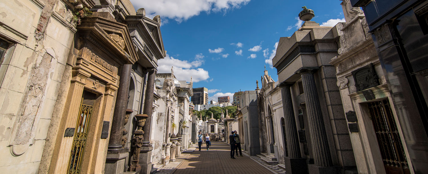 Travel Guide to Buenos Aires, Argentina - Cimetière de Recoleta- Crédit office du tourisme Bueno Aires