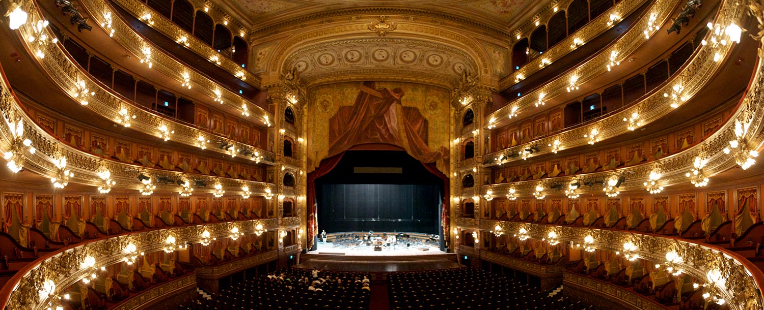 Travel Guide to Buenos Aires, Argentina - Intérieur du Théâtre Colón- Crédit office du tourisme Bueno Aires